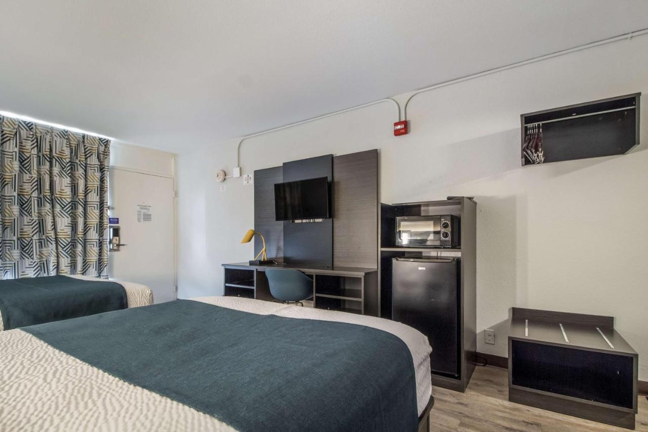 Motel 6 Groves, Tx Экстерьер фото
