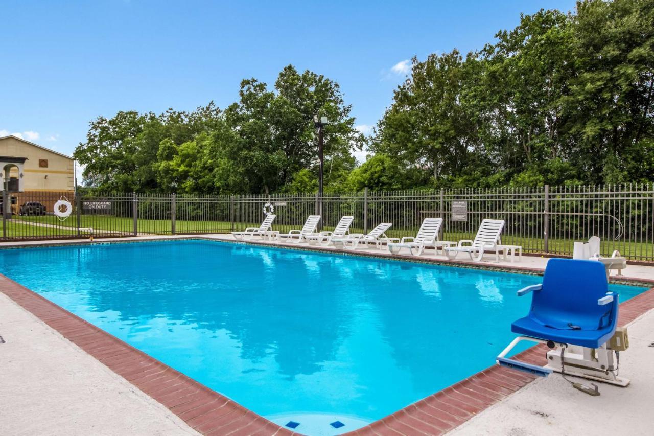 Motel 6 Groves, Tx Экстерьер фото