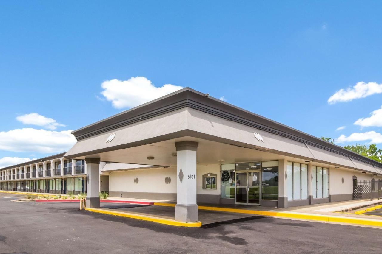 Motel 6 Groves, Tx Экстерьер фото
